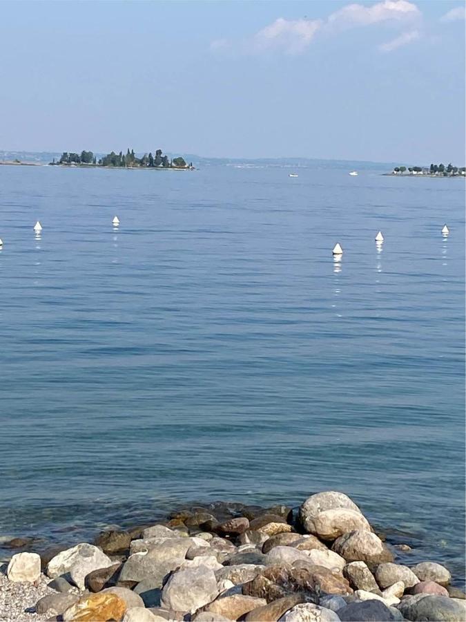 Casa Vacanze Gardiolina San Felice del Benaco Eksteriør billede