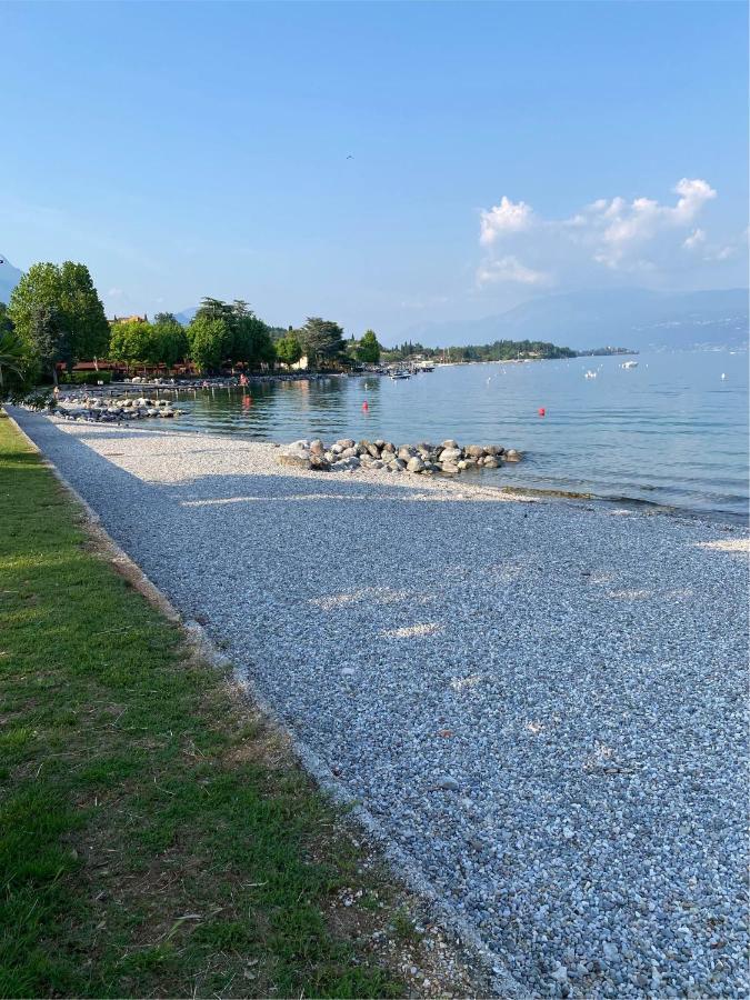 Casa Vacanze Gardiolina San Felice del Benaco Eksteriør billede